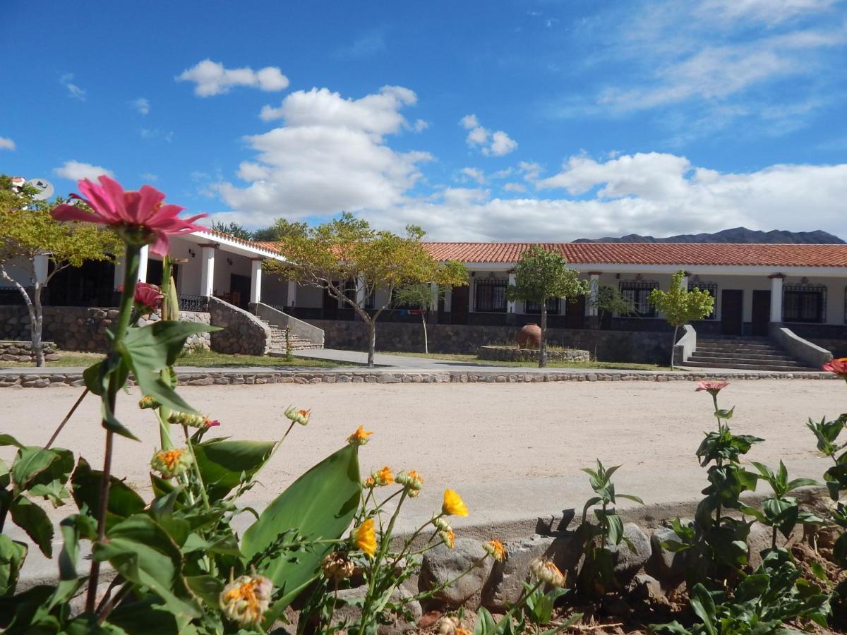 فندق Hosteria Municipal De Angastaco المظهر الخارجي الصورة